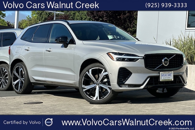 2023 Volvo XC60 B5 FWD Ultimate Dark SUV