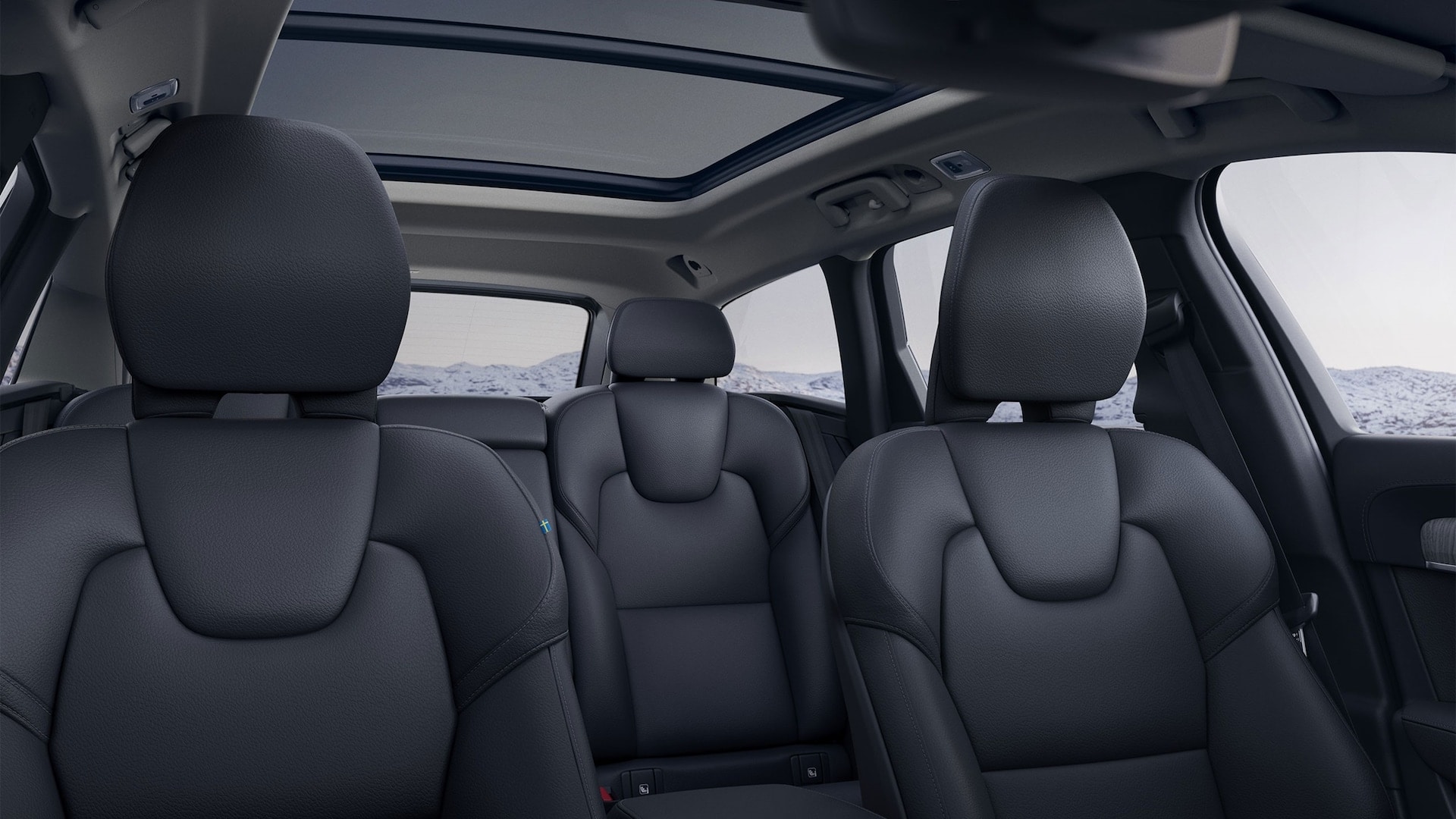 v90-cross-country-gallery-4-16x9.jpg