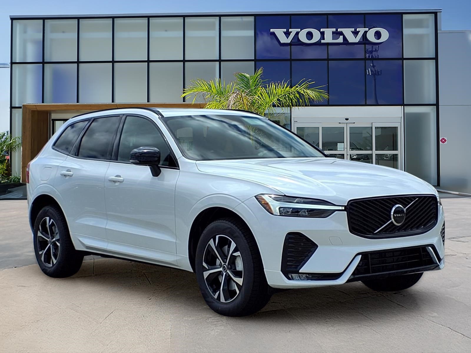 2026 Volvo XC60 Core
