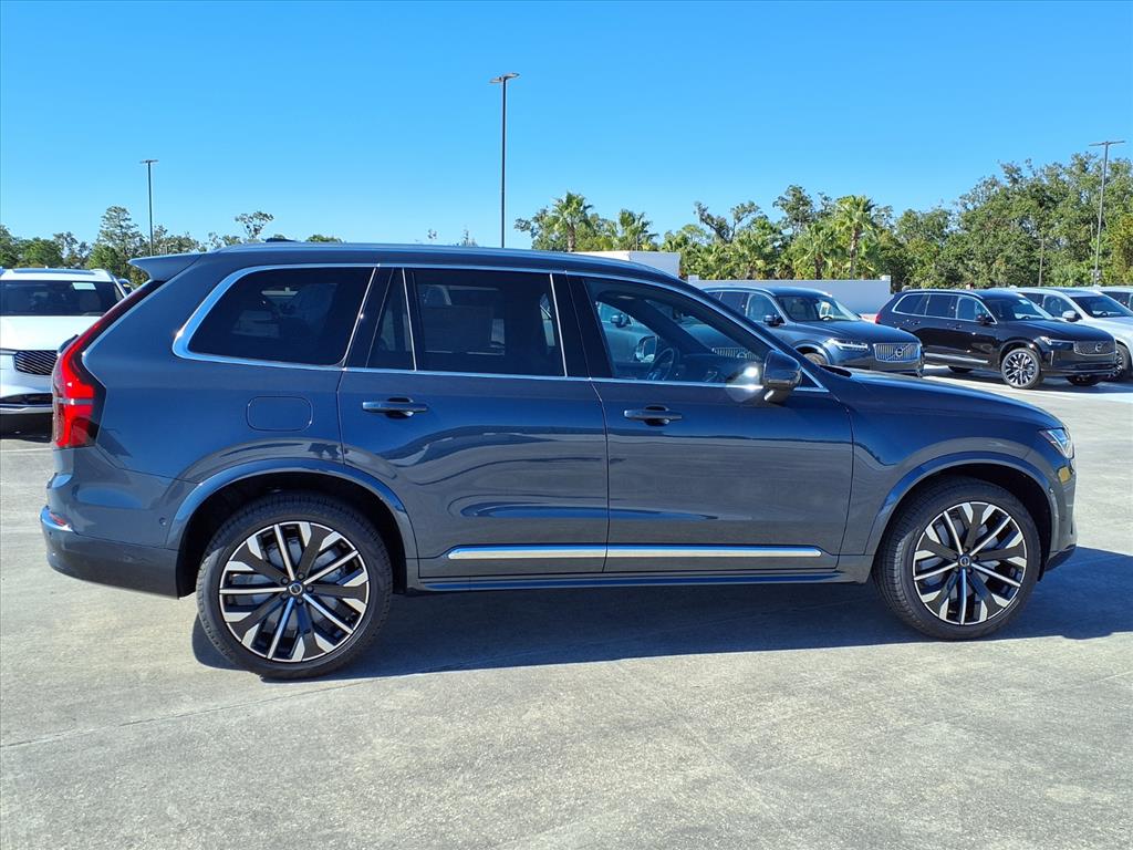 2026 Volvo XC90 Plus - Photo 8