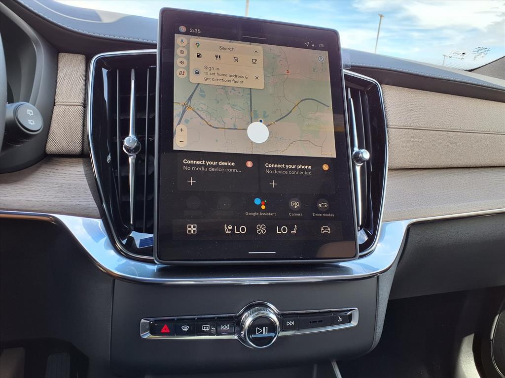 2026 Volvo XC90 Plus - Photo 15