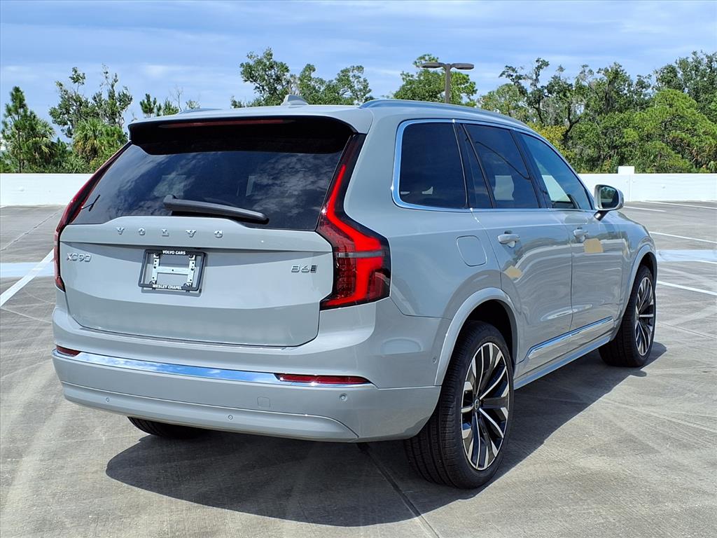 2026 Volvo XC90 Plus - Photo 7