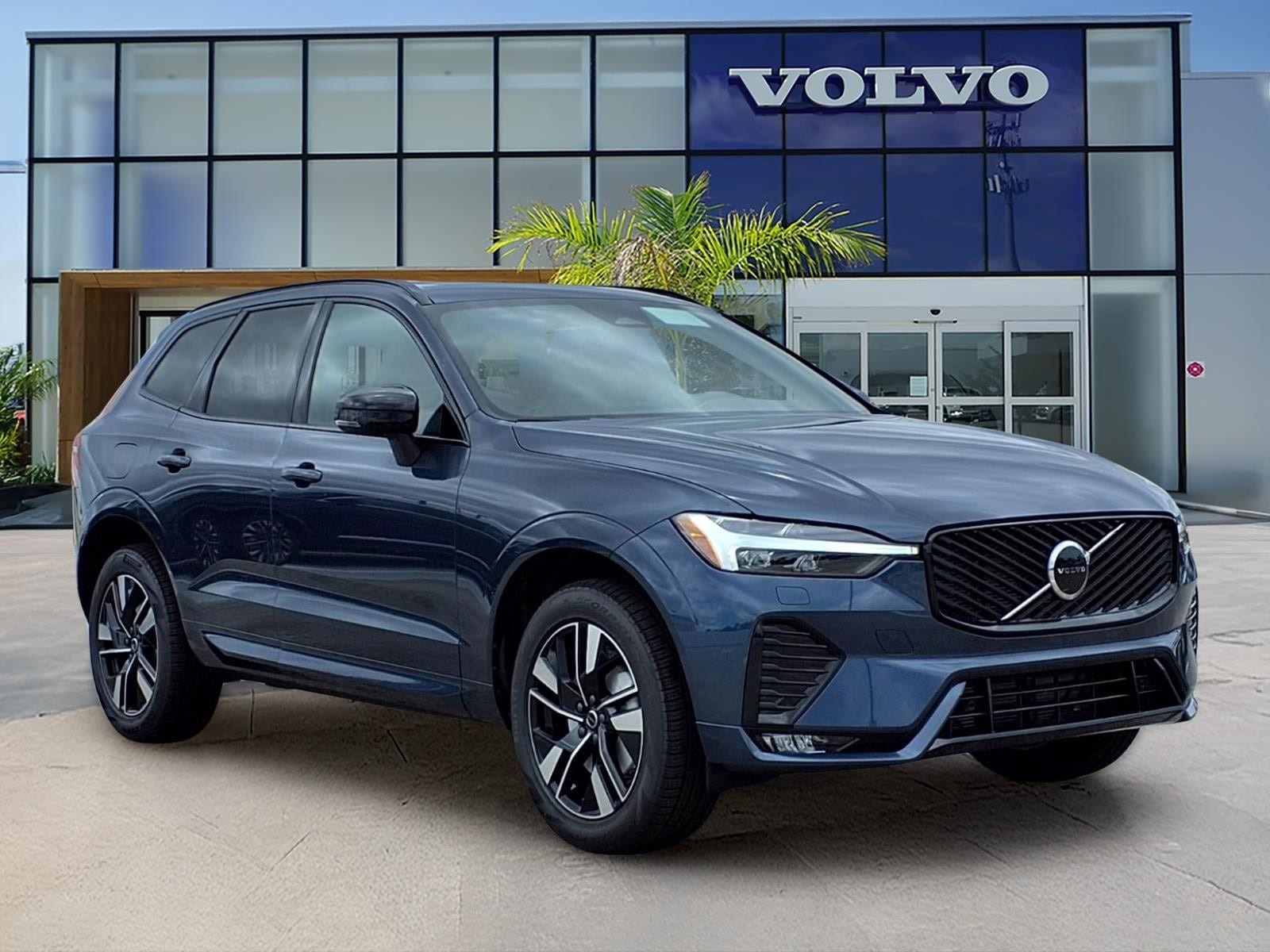 2026 Volvo XC60 Core