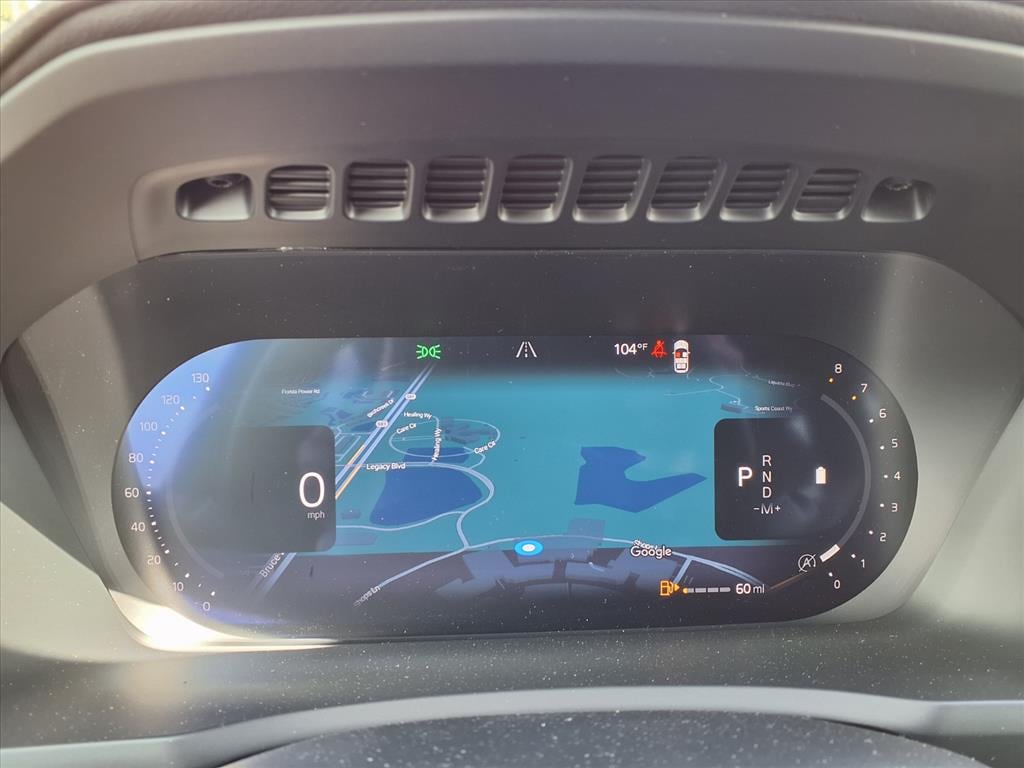 2026 Volvo XC90 Plus - Photo 17