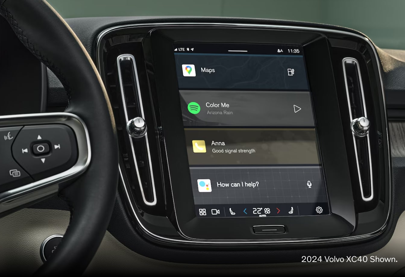 2025 Volvo XC40 Technology