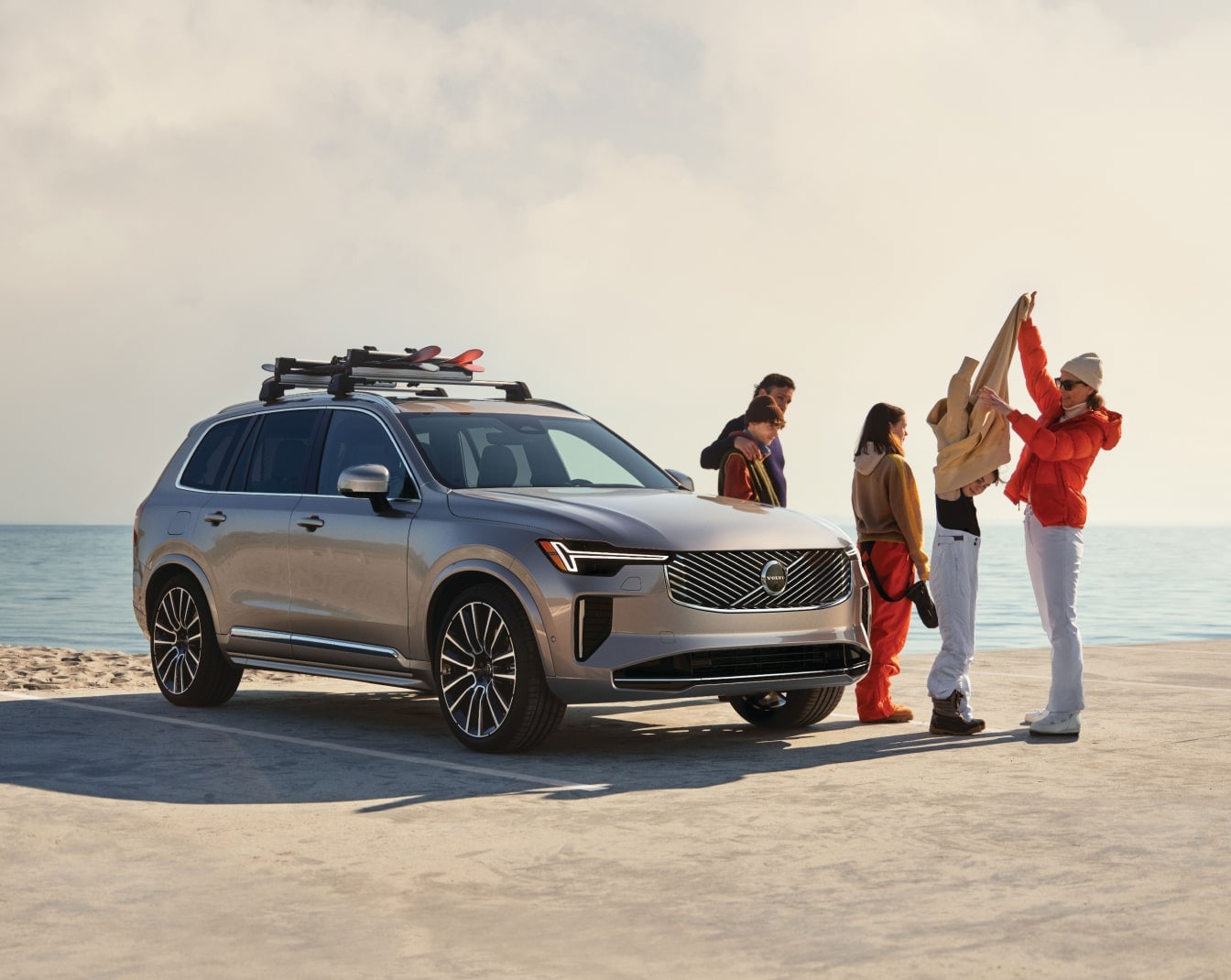 2025 Volvo XC90 Plug-In Hybrid Specs