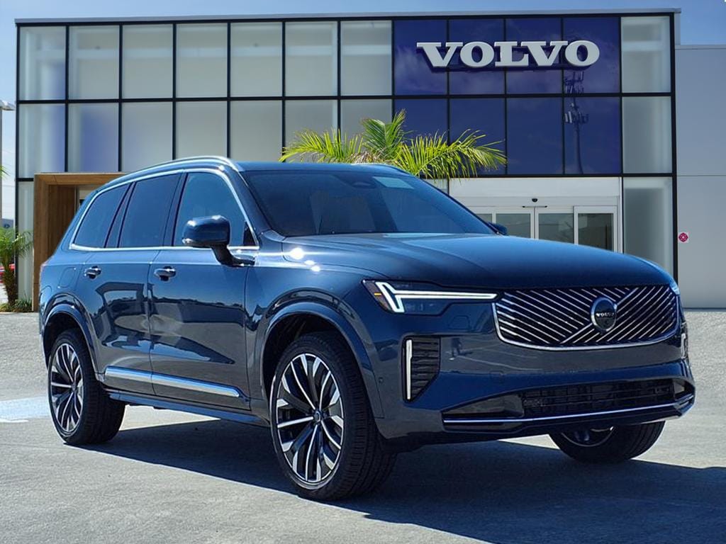 2026 Volvo XC90 Plus's photo