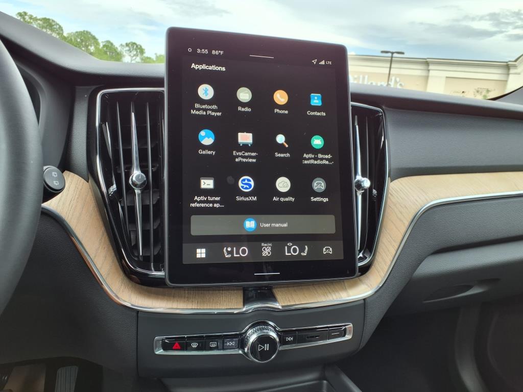 2026 Volvo XC60 Plus - Photo 15