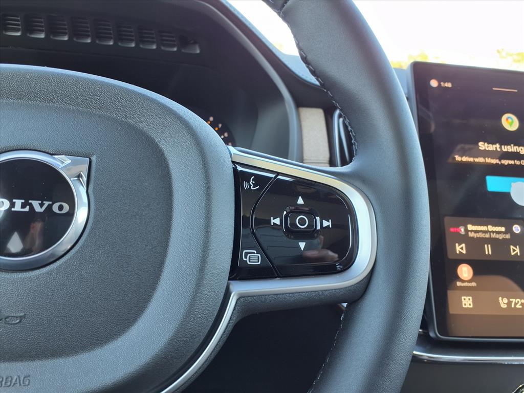 2026 Volvo XC90 Plus - Photo 17