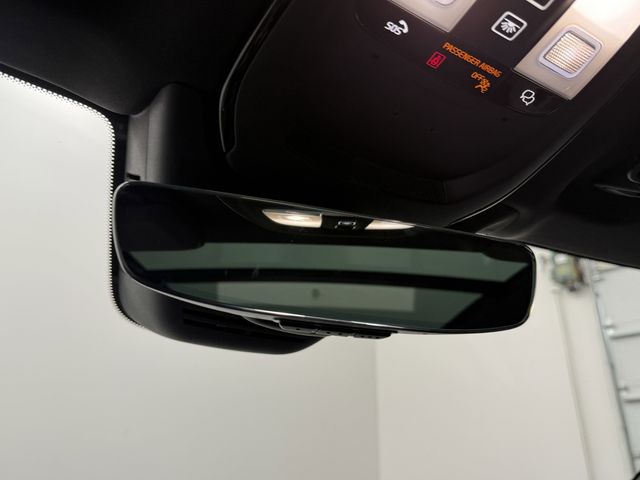 2026 Volvo XC90 Plus - Photo 18