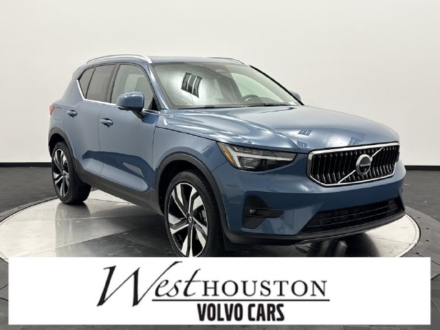Certified 2024 Volvo XC40 B5 Plus Bright Theme SUV