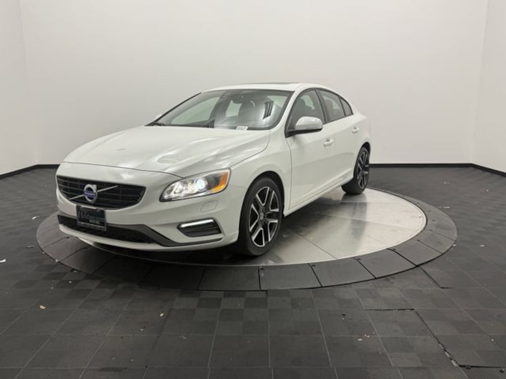 Used 2017 Volvo S60 T5 Dynamic Sedan