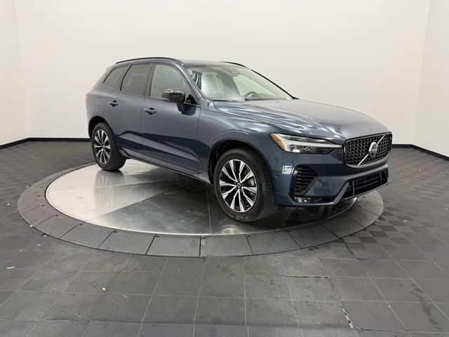 2024 Volvo XC60 B5 Plus Dark Theme AWD's photo