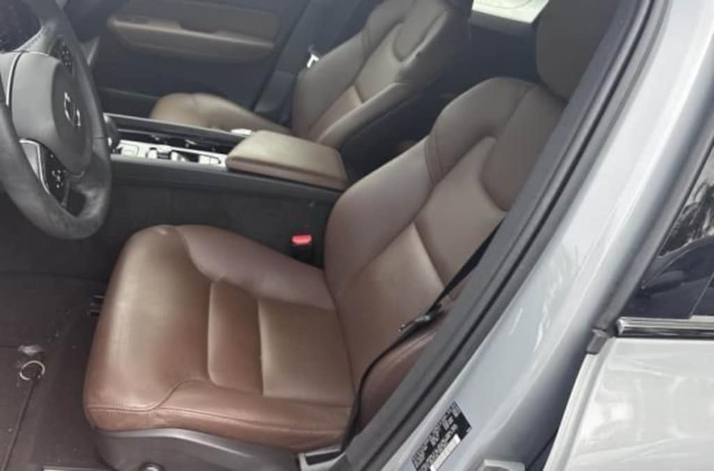 Certified 2024 Volvo XC60 B5 Plus Dark Theme SUV