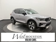 2026 Volvo XC40 B4 Plus SUV