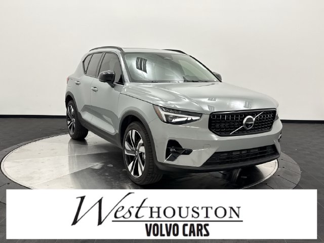 2026 Volvo XC40