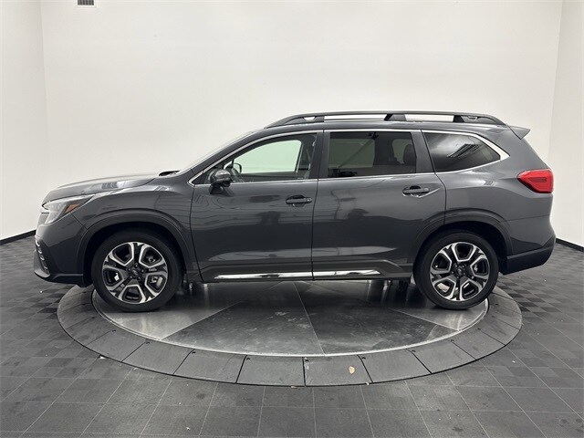 2023 Subaru Ascent Limited photo 4