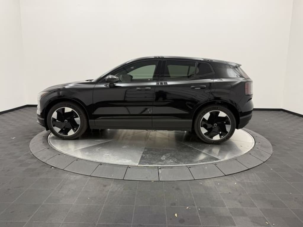 New 2025 Volvo EX30 Twin Motor Plus SUV