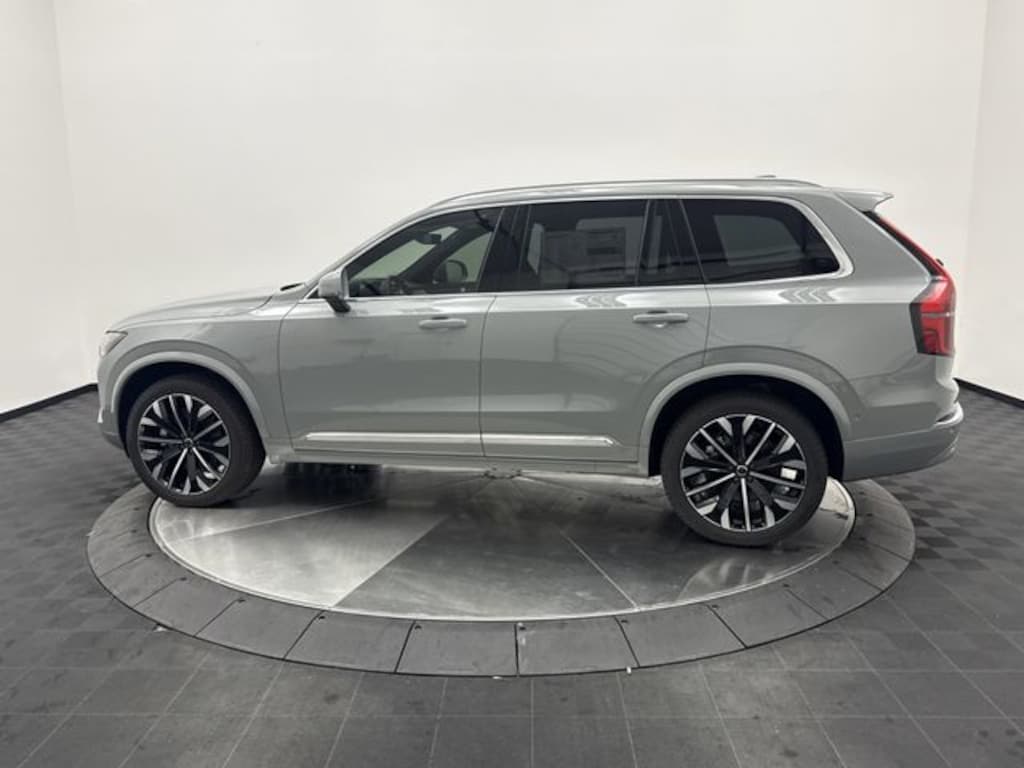 New 2026 Volvo XC90 B6 Plus 7-Seater SUV