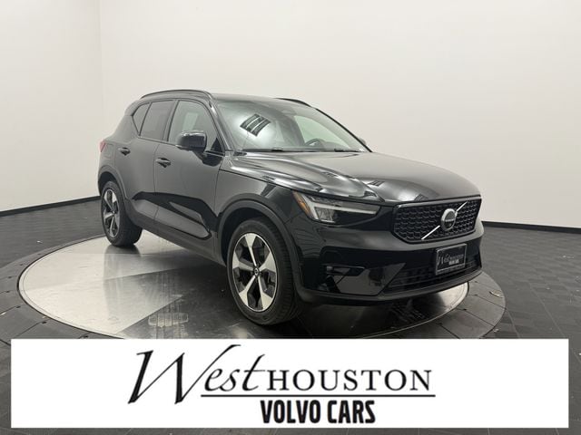 2023 Volvo XC40 Plus