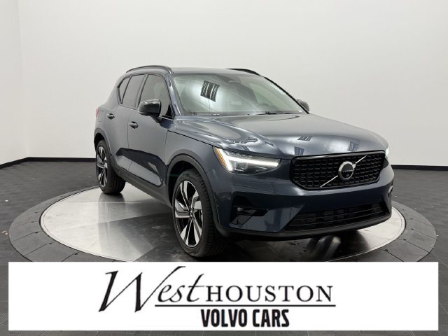 2026 Volvo XC40