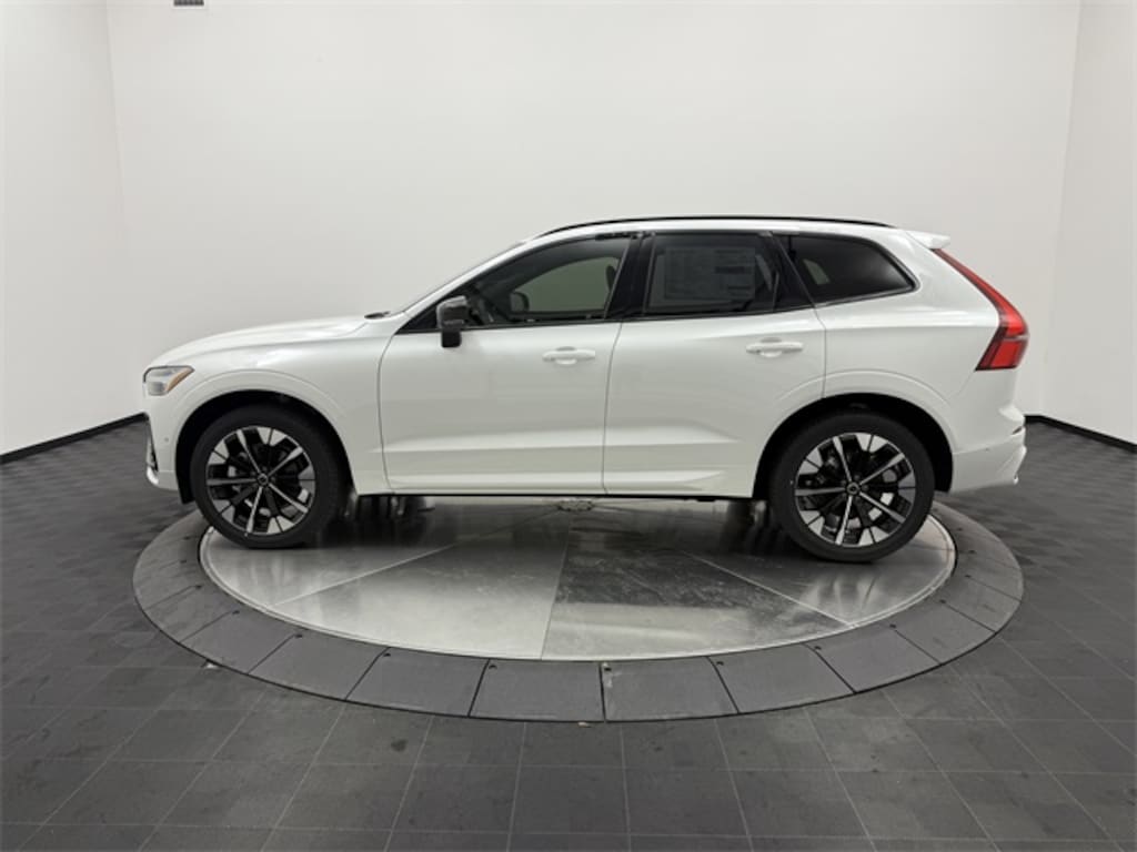 New 2026 Volvo XC60 B5 Plus SUV
