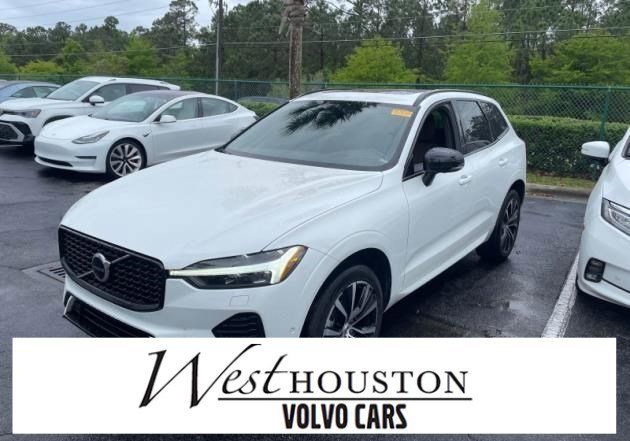 2024 Volvo XC60 B5 Plus Dark Theme AWD's photo