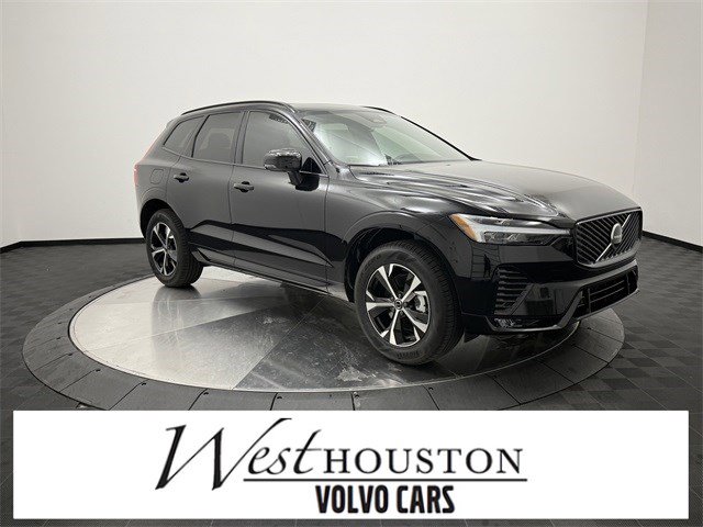 2026 Volvo XC60 Core's photo