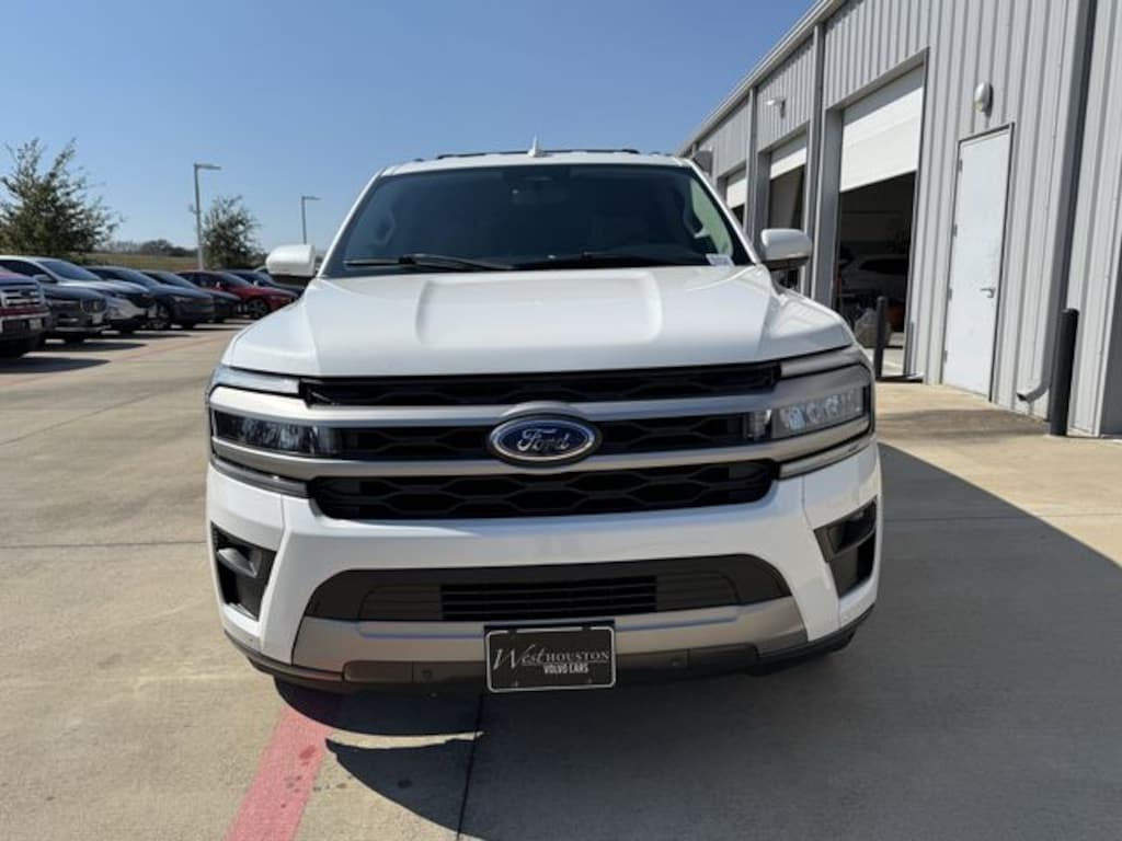 Used 2022 Ford Expedition XLT SUV