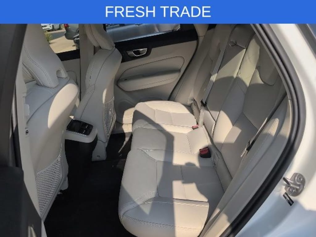 Certified 2025 Volvo XC60 B5 Ultra SUV