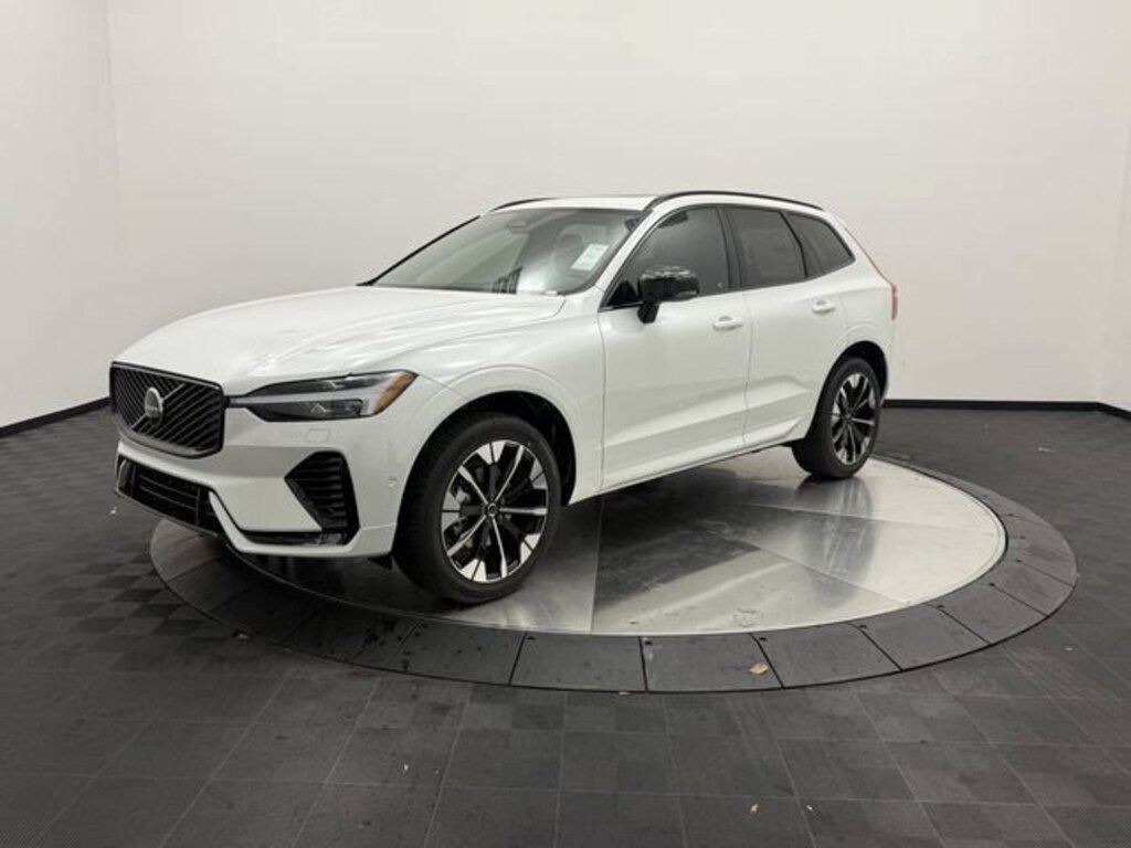 New 2026 Volvo XC60 B5 Plus SUV