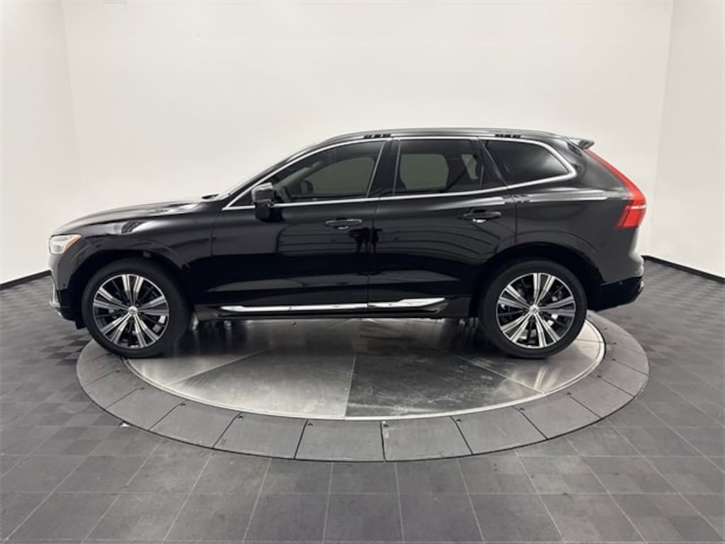 Certified 2023 Volvo XC60 Plus Bright Theme B5 FWD Plus Bright Theme