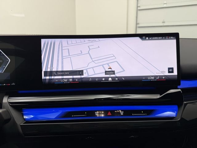 2025 BMW 5 Series 540i - Photo 20