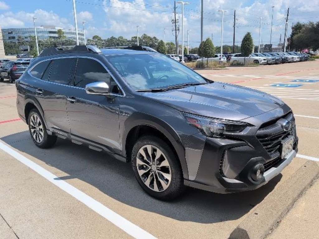 Used 2025 Subaru Outback Touring SUV