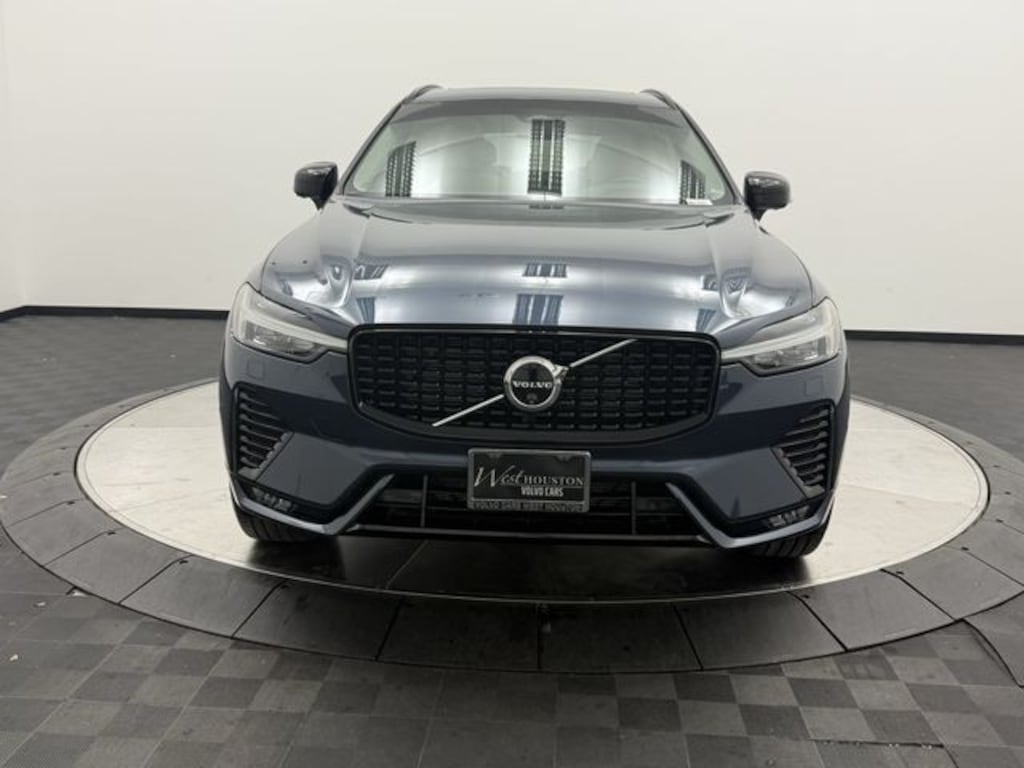 Certified 2024 Volvo XC60 B5 Plus Dark Theme SUV