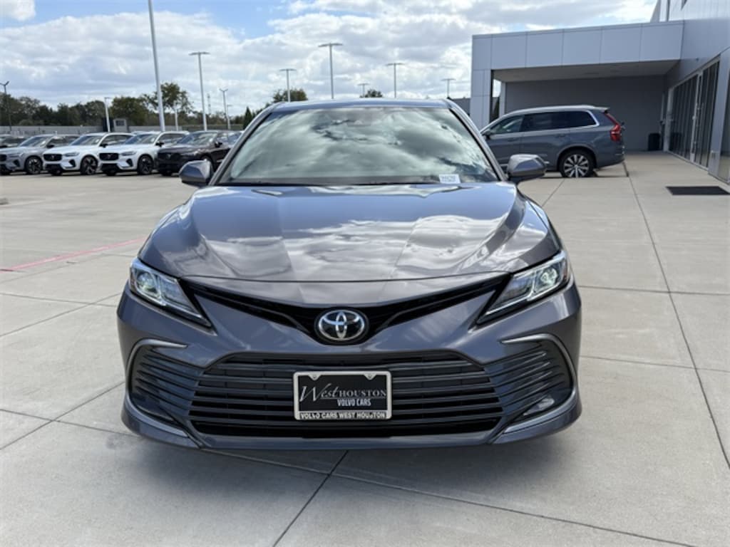 Used 2022 Toyota Camry LE Sedan