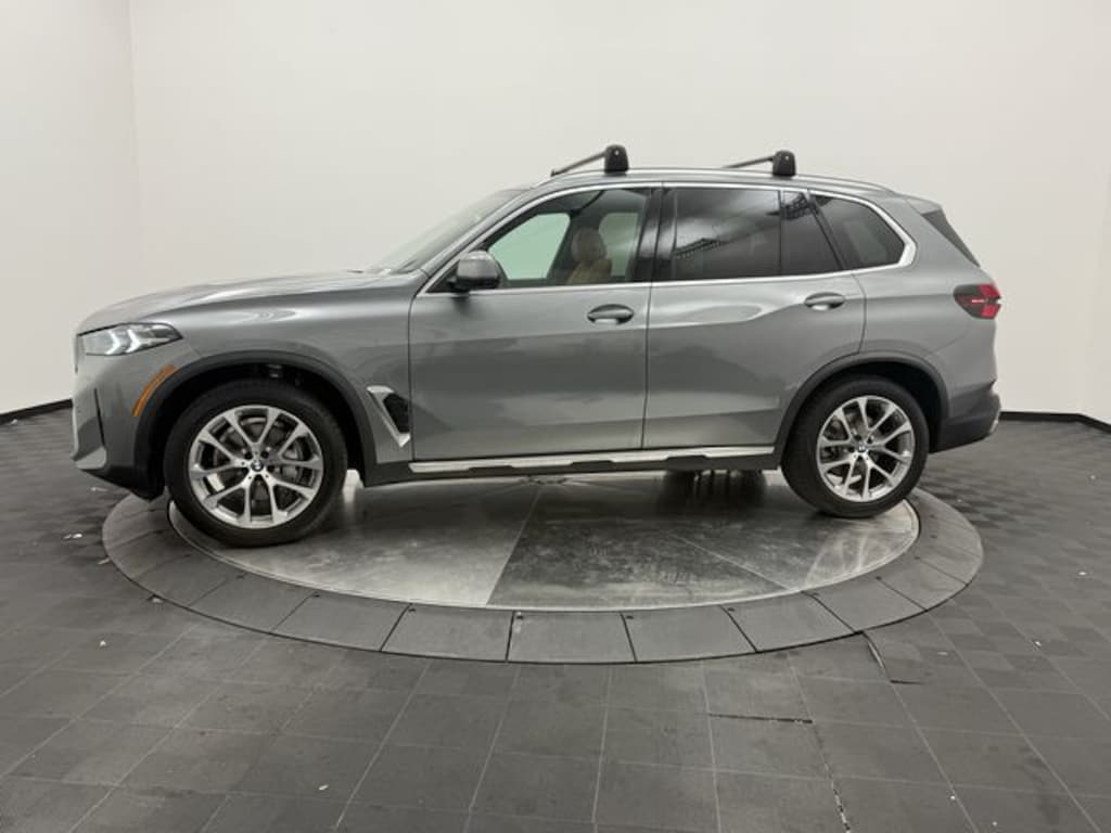 Used 2024 BMW X5 sDrive40i SUV