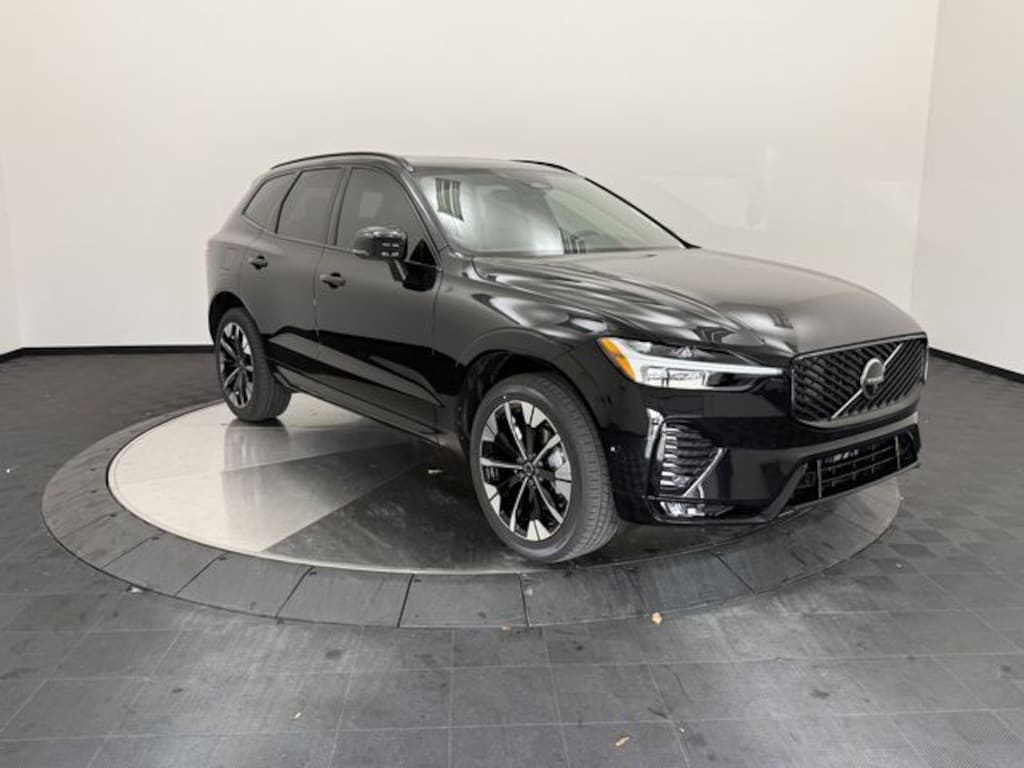 New 2026 Volvo XC60 B5 Plus SUV