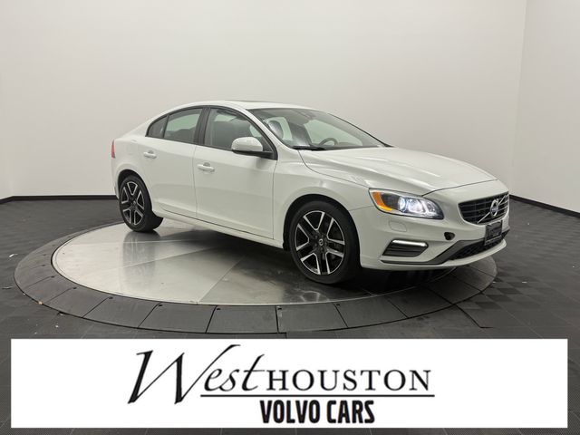 2017 Volvo S60 T5 Dynamic's photo