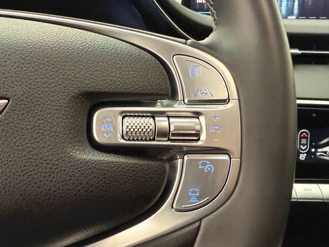 2024 GENESIS GV70 Standard - Photo 12