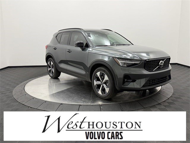 2026 Volvo XC40 Plus's photo