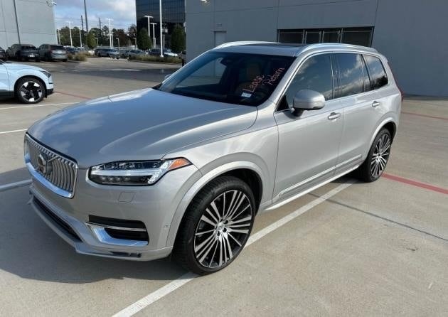 2023 Volvo XC90 Ultimate's photo