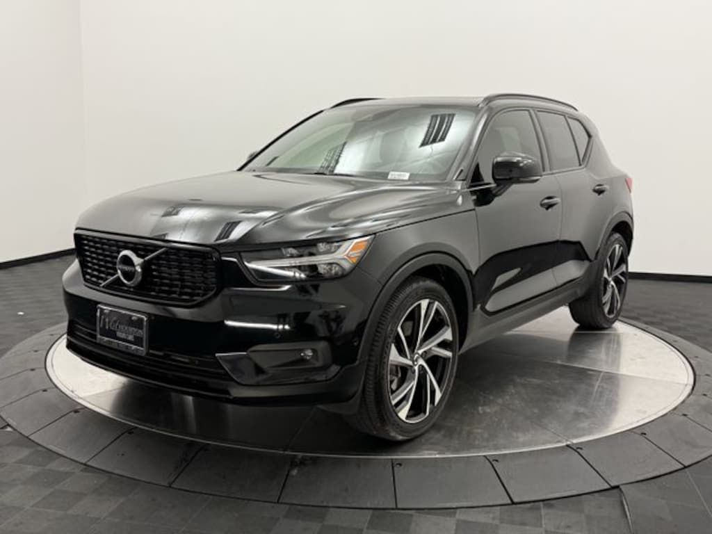 Used 2019 Volvo XC40 R-Design SUV