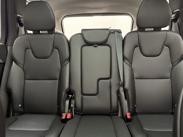 2023 Volvo XC90 Core - Photo 26