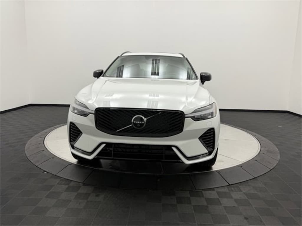 New 2026 Volvo XC60 B5 Ultra SUV