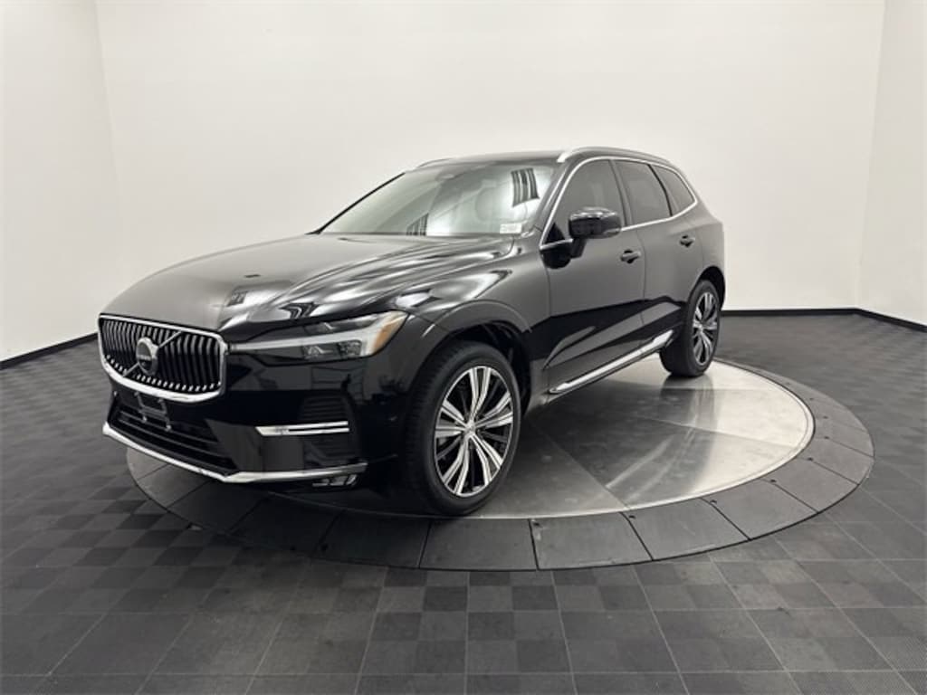 Certified 2023 Volvo XC60 Plus Bright Theme B5 FWD Plus Bright Theme
