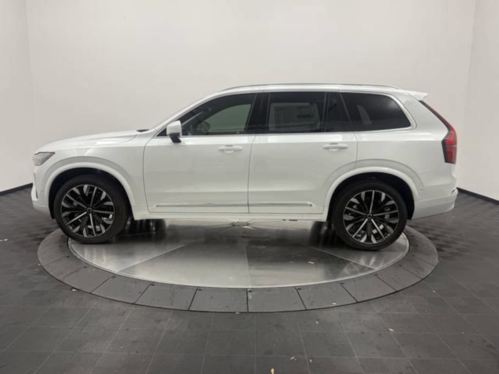 New 2026 Volvo XC90 B6 Plus 7-Seater SUV