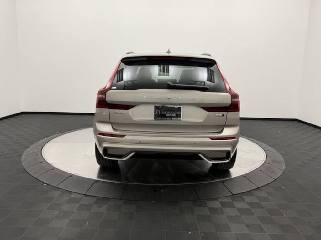 New 2026 Volvo XC60 B5 Ultra SUV