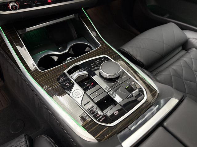 2025 BMW X7 40i - Photo 19