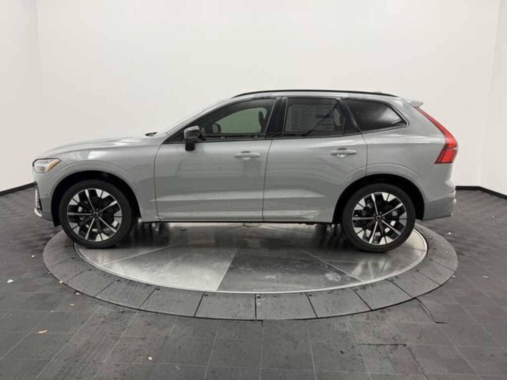 New 2026 Volvo XC60 B5 Plus SUV